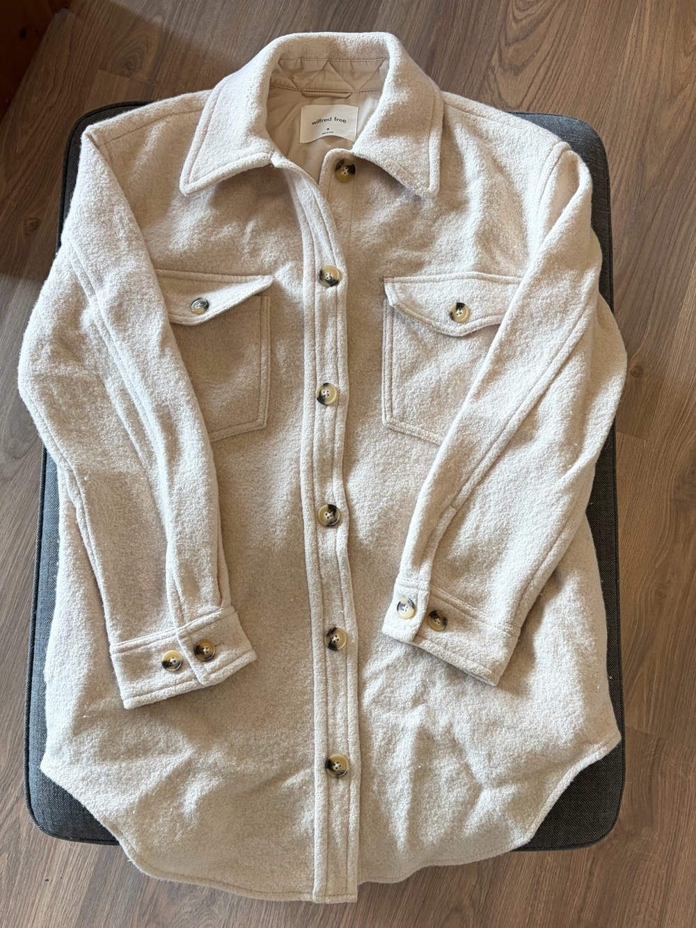 Aritzia Wilfred Cream Ganna Shacket